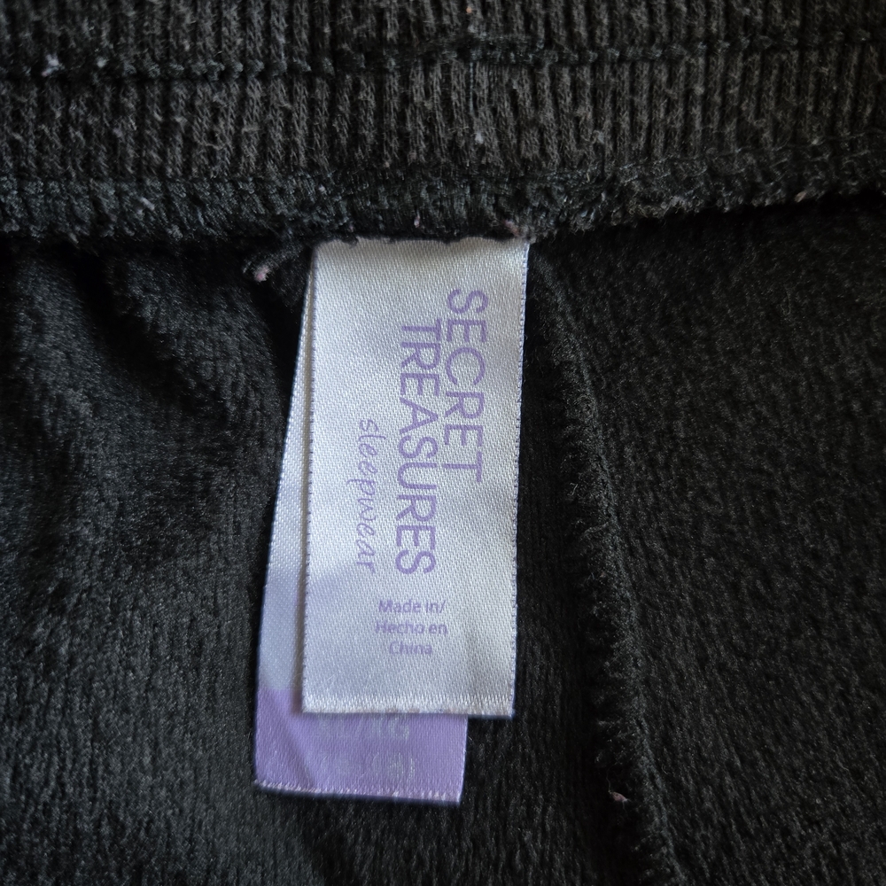 1109 Secret Treasures Black and White Pajama Set - Picture 8 of 10